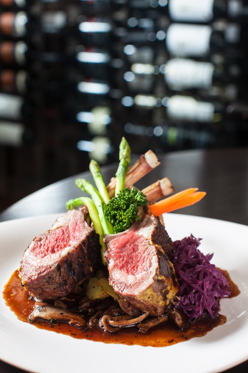 112 Restaurant & Lounge