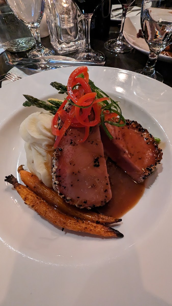 112 Restaurant & Lounge