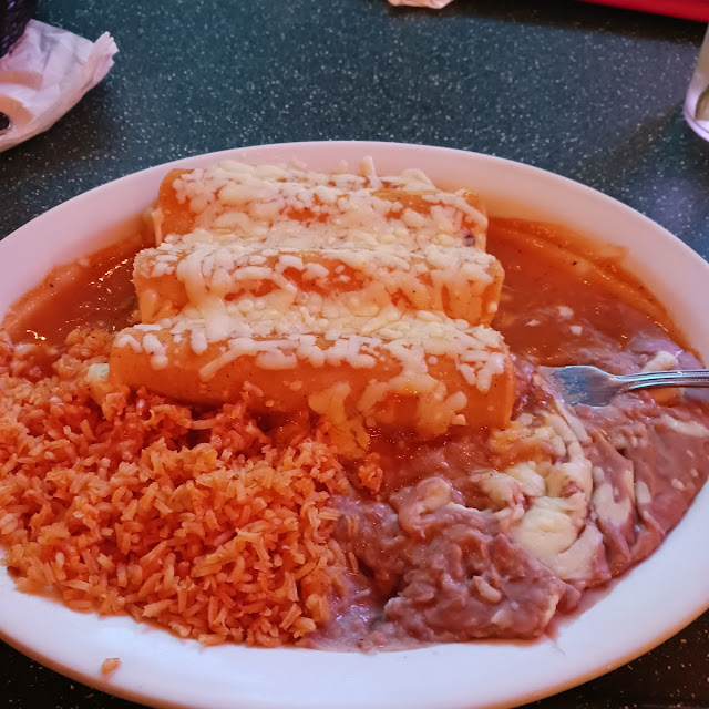Chicken Enchiladas with Red Sauce