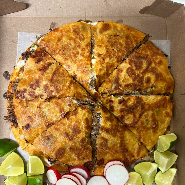 Pizza Birria
