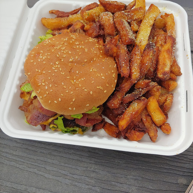 Bacon Cheeseburger Combo