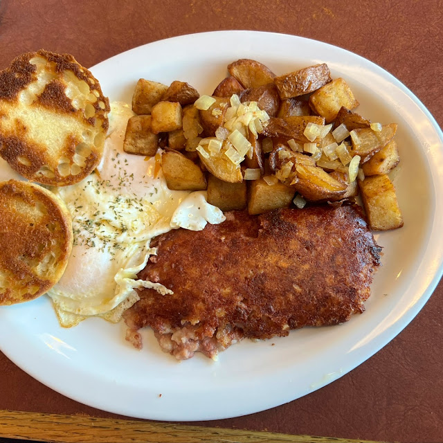 Eggs and Corned Beef Hash