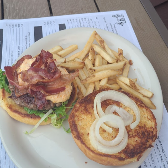 Bacon Cheeseburger