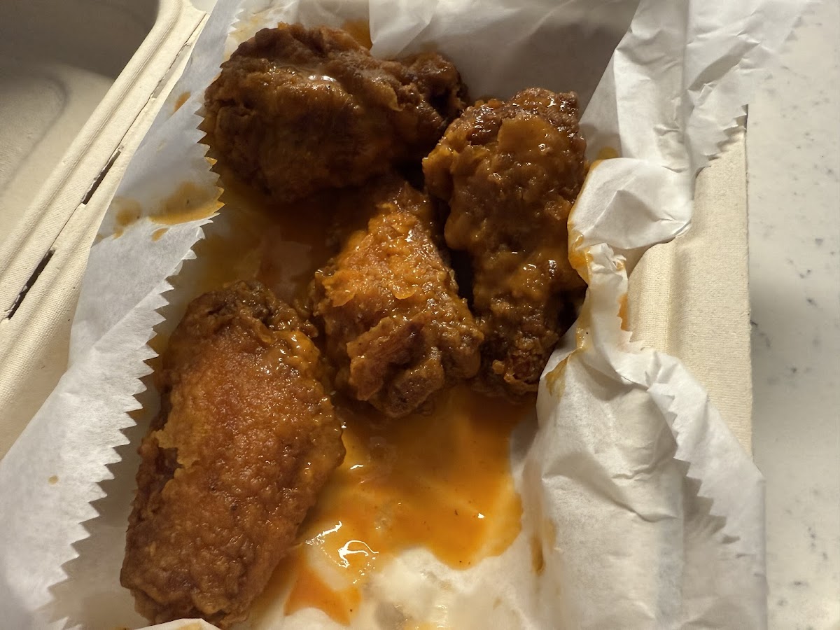 Alex’s Steaks & Wings