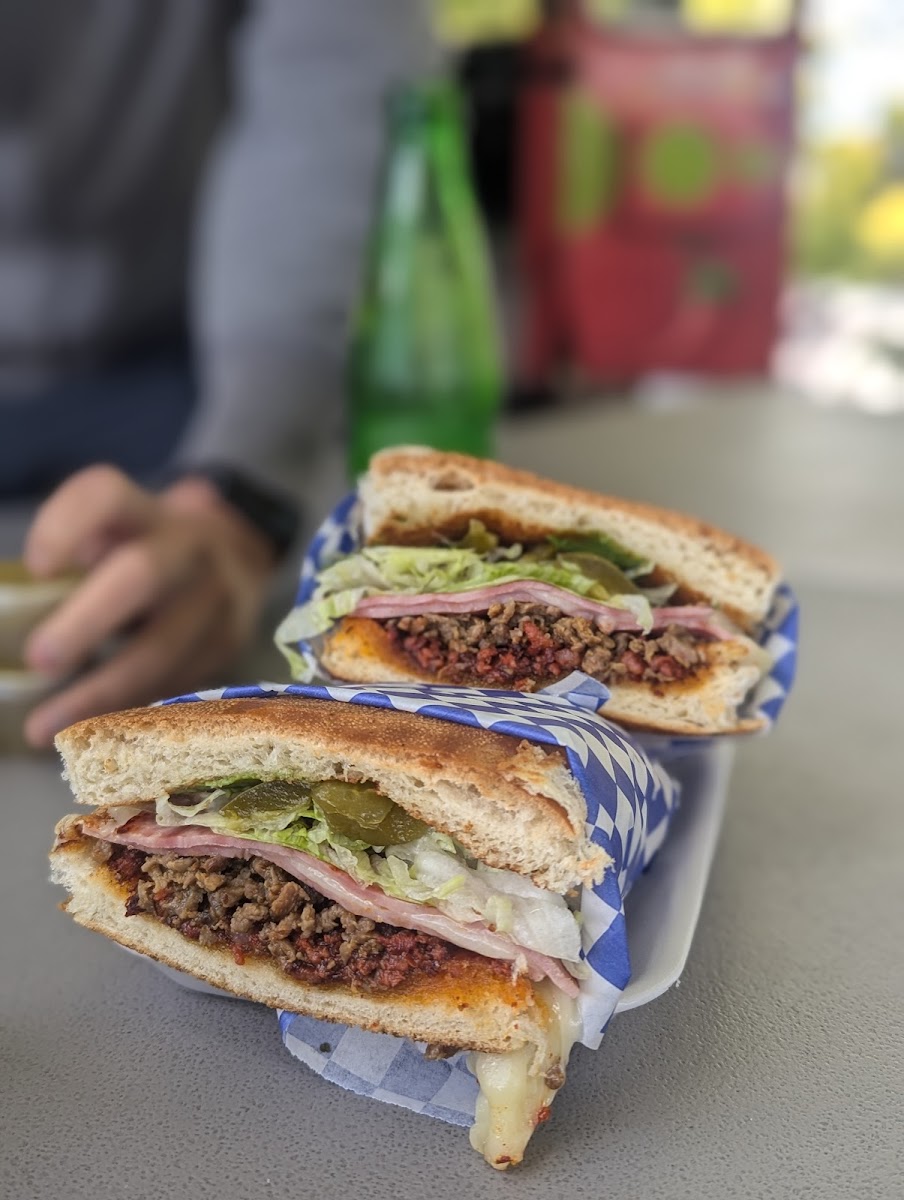 Alvaros Tacos (Tigard)