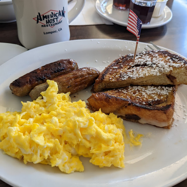 French Toast with Eggs and Bacon