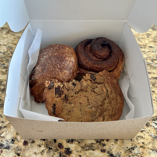 Walnut Chocolate Chip Cookie