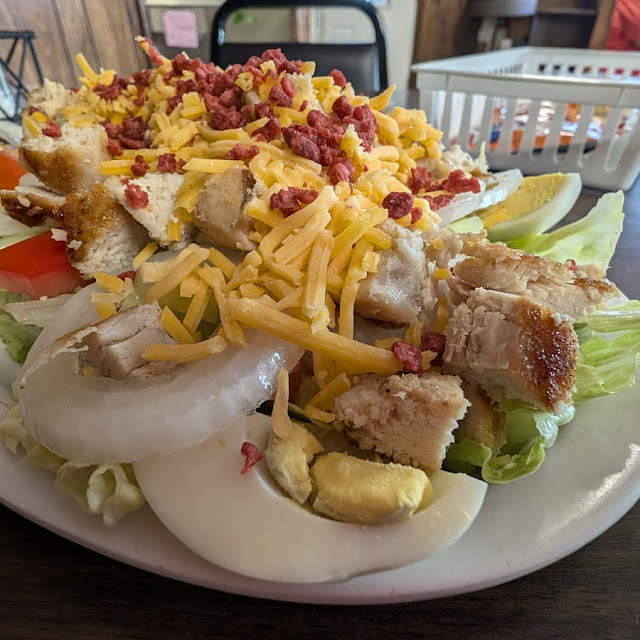 Chef Salad with Grilled Chicken