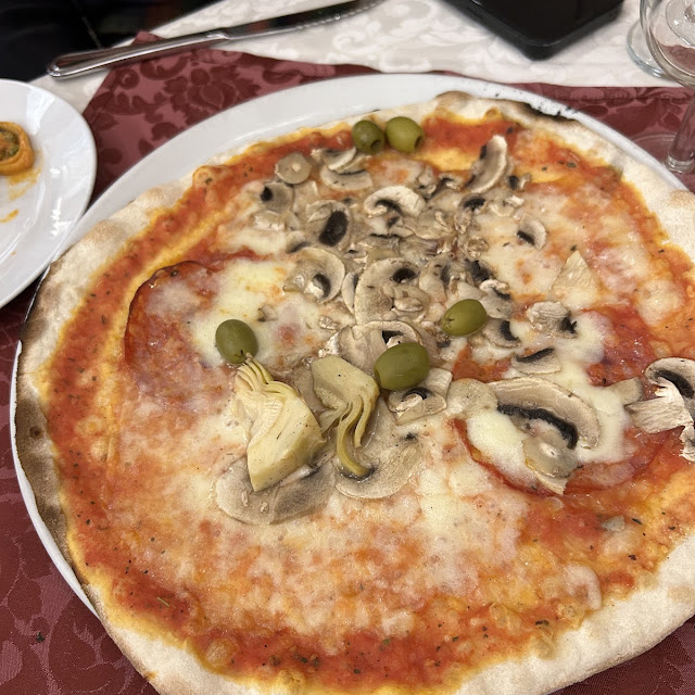 Pizza Margherita Con Buffalo