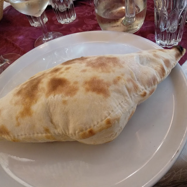 Calzone