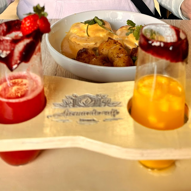 Mimosa Flight