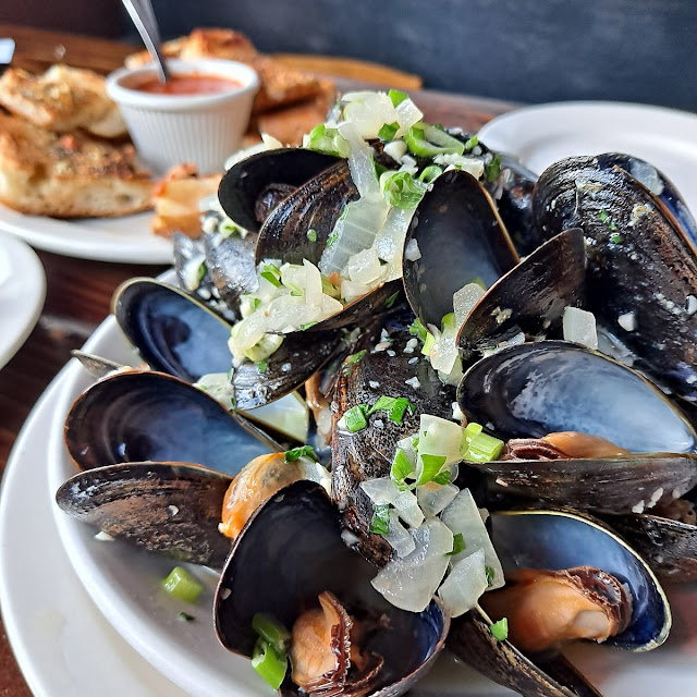 Mussels Marinara