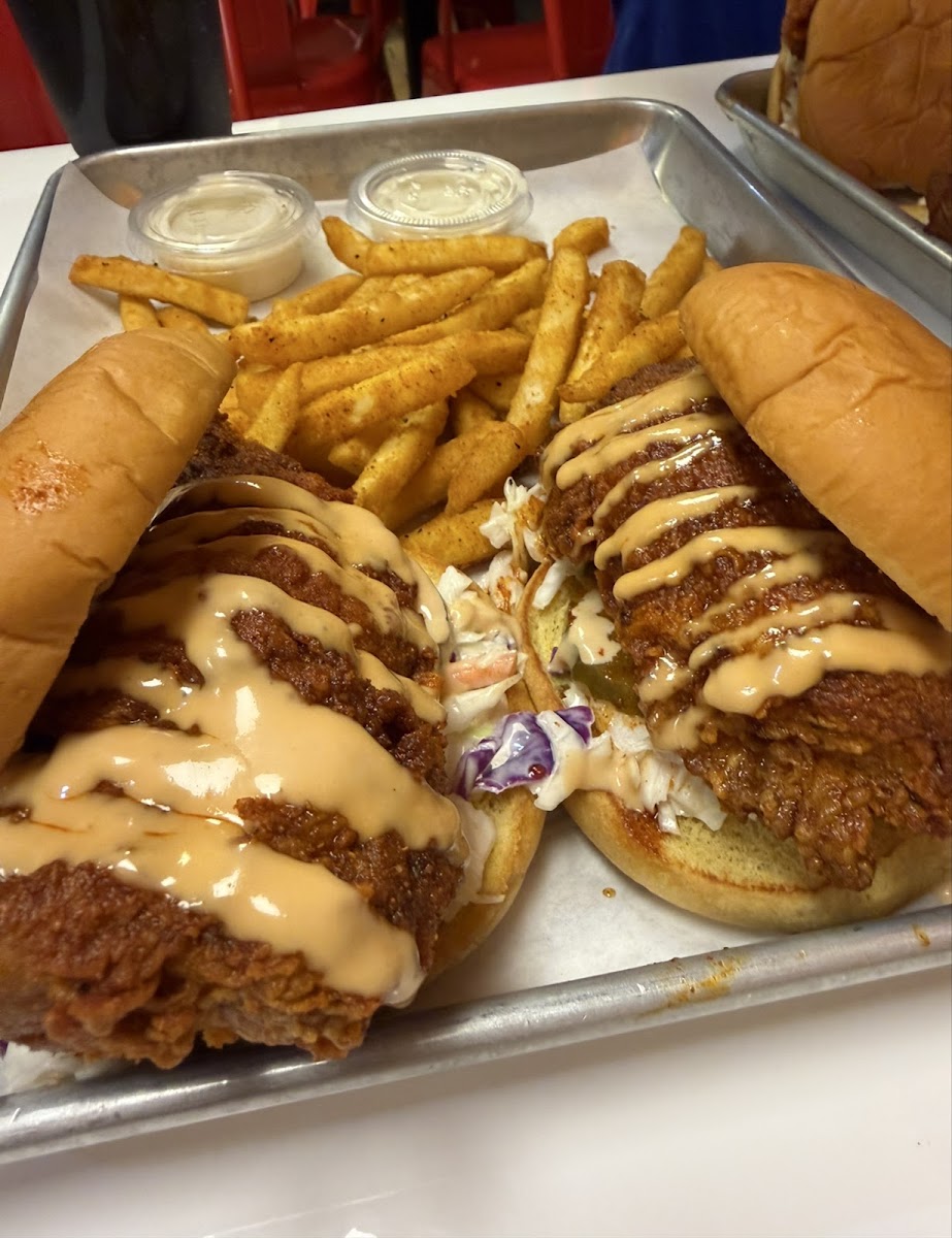 A's Hot Chicken