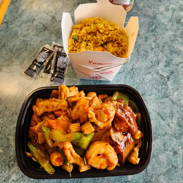Szechuan Trio with Fried Ricq