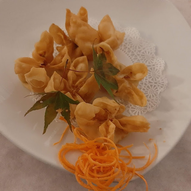 Crab Rangoon