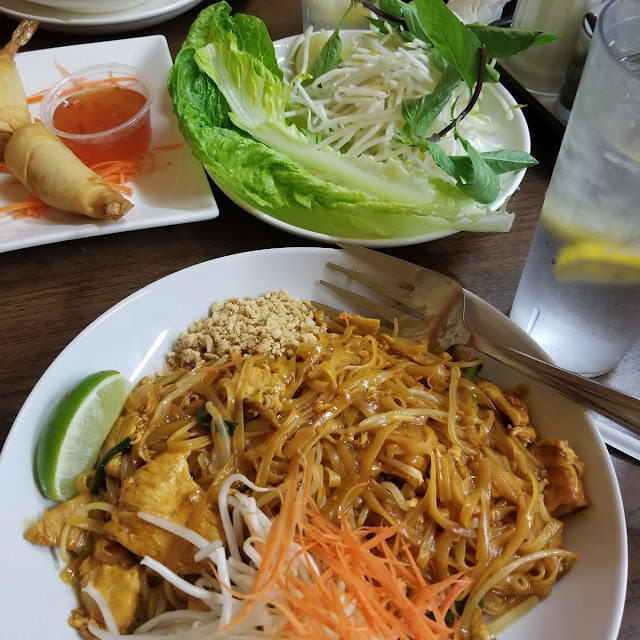 Bangkok House Salad