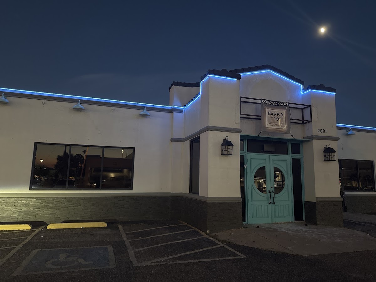 Barra 10 restaurant