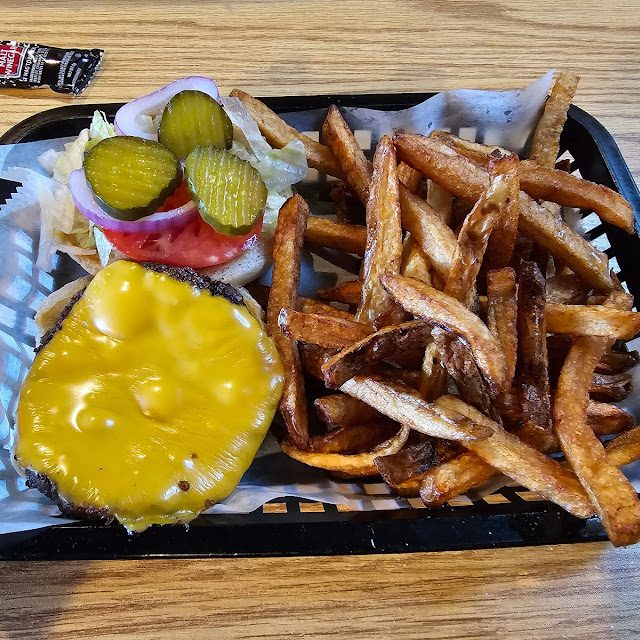 8 Daily Special Burger