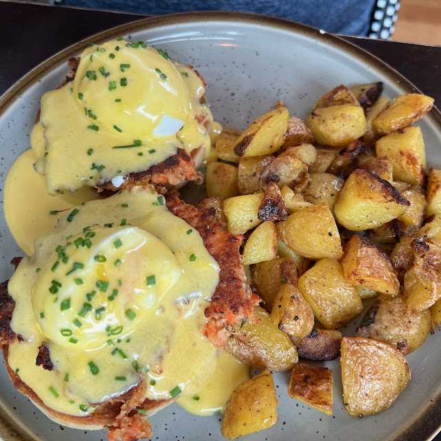Salmon Patty Benedict