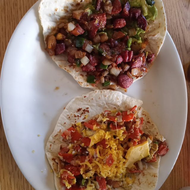 Chilaquiles Taco & Country Ala Mexicana Taco