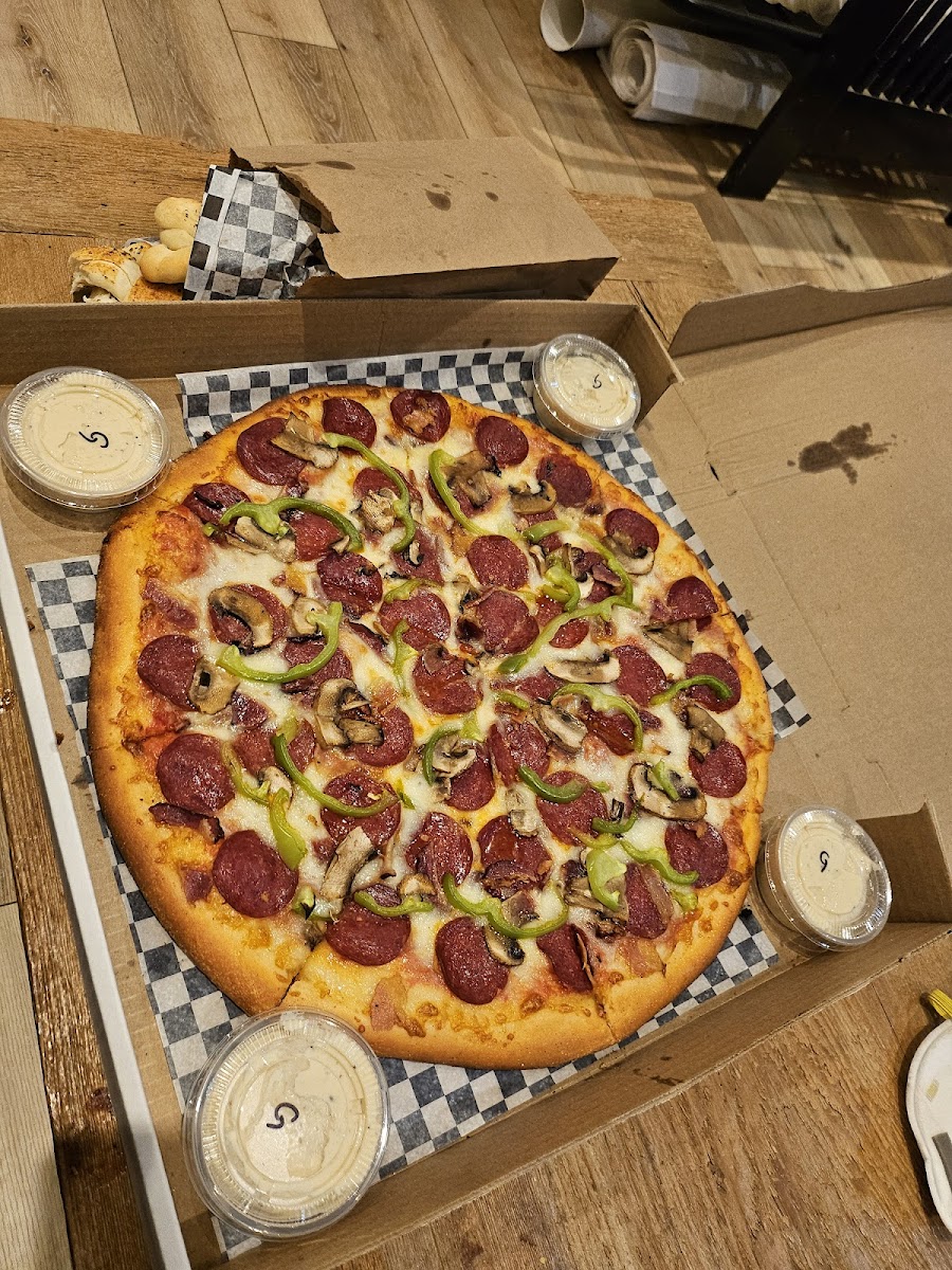 Bent Pizza Last order 30min before close