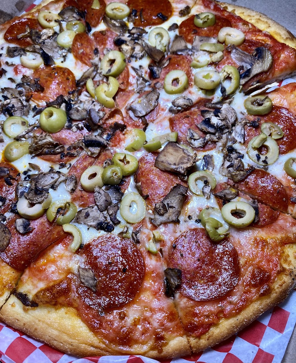 Bent Pizza Last order 30min before close