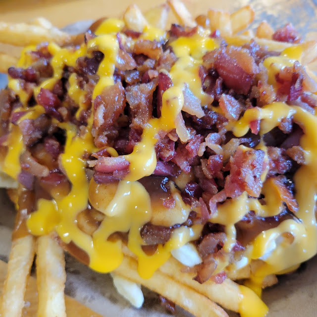 Poutine Fries with Cheese