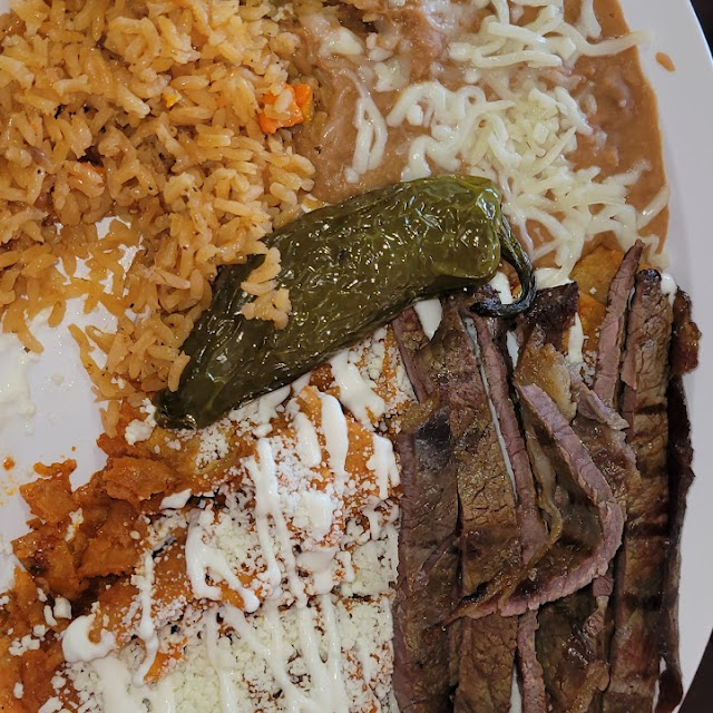 Chilaquiles Con Carne Asada