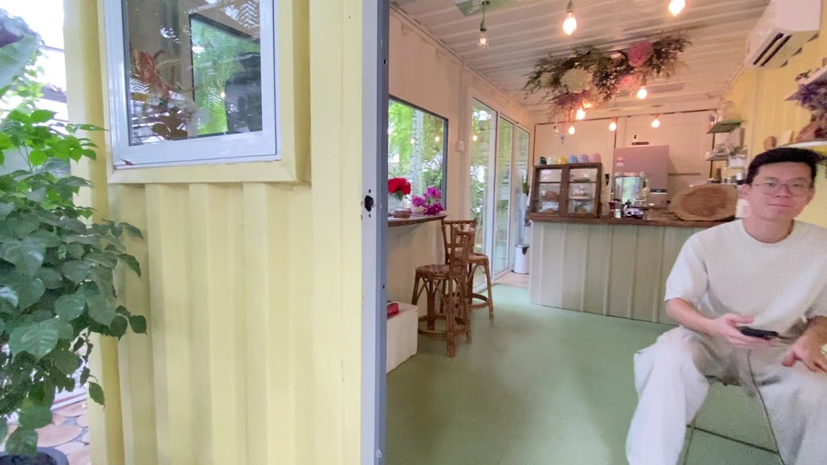 Bloome Cafe