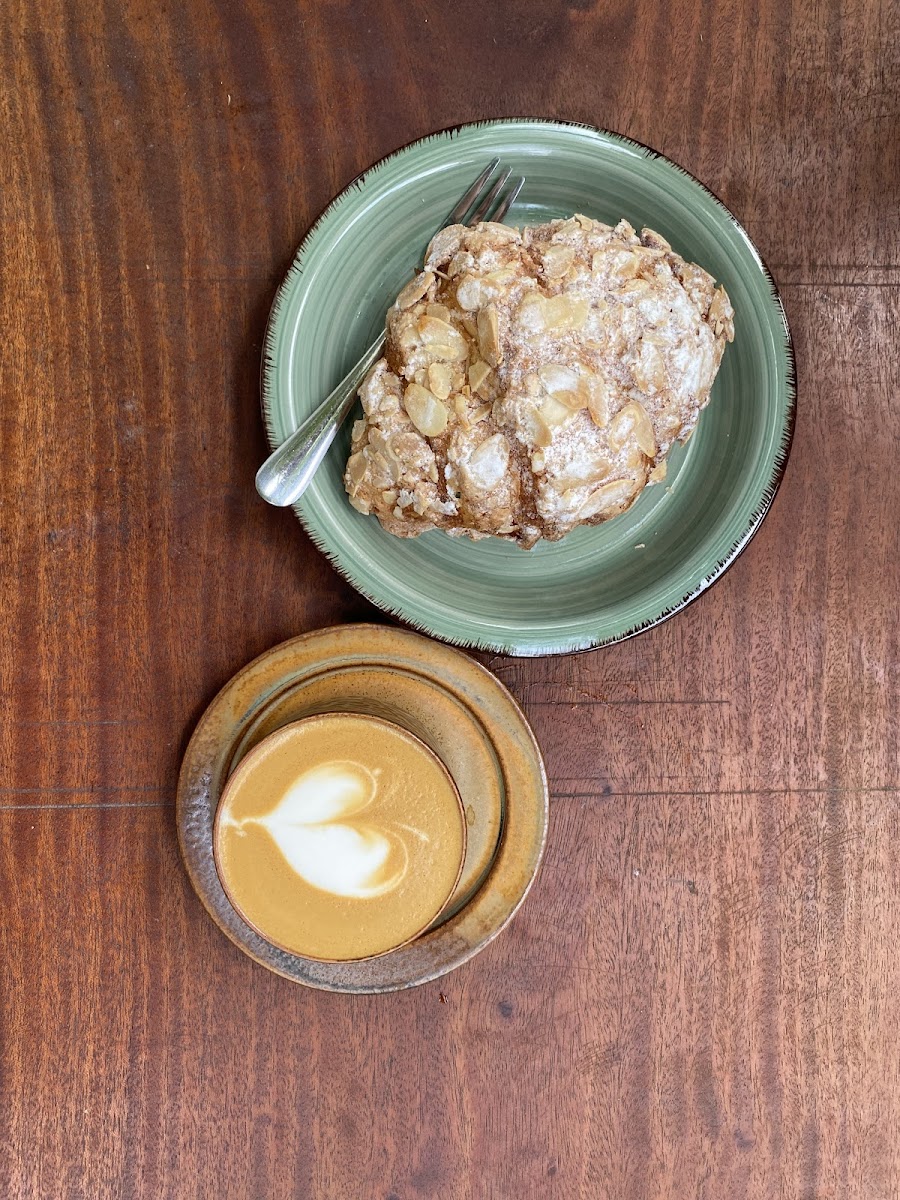 Bloome Cafe