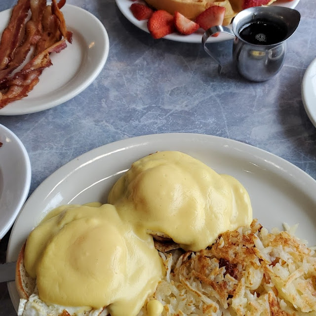 Eggs Benedict
