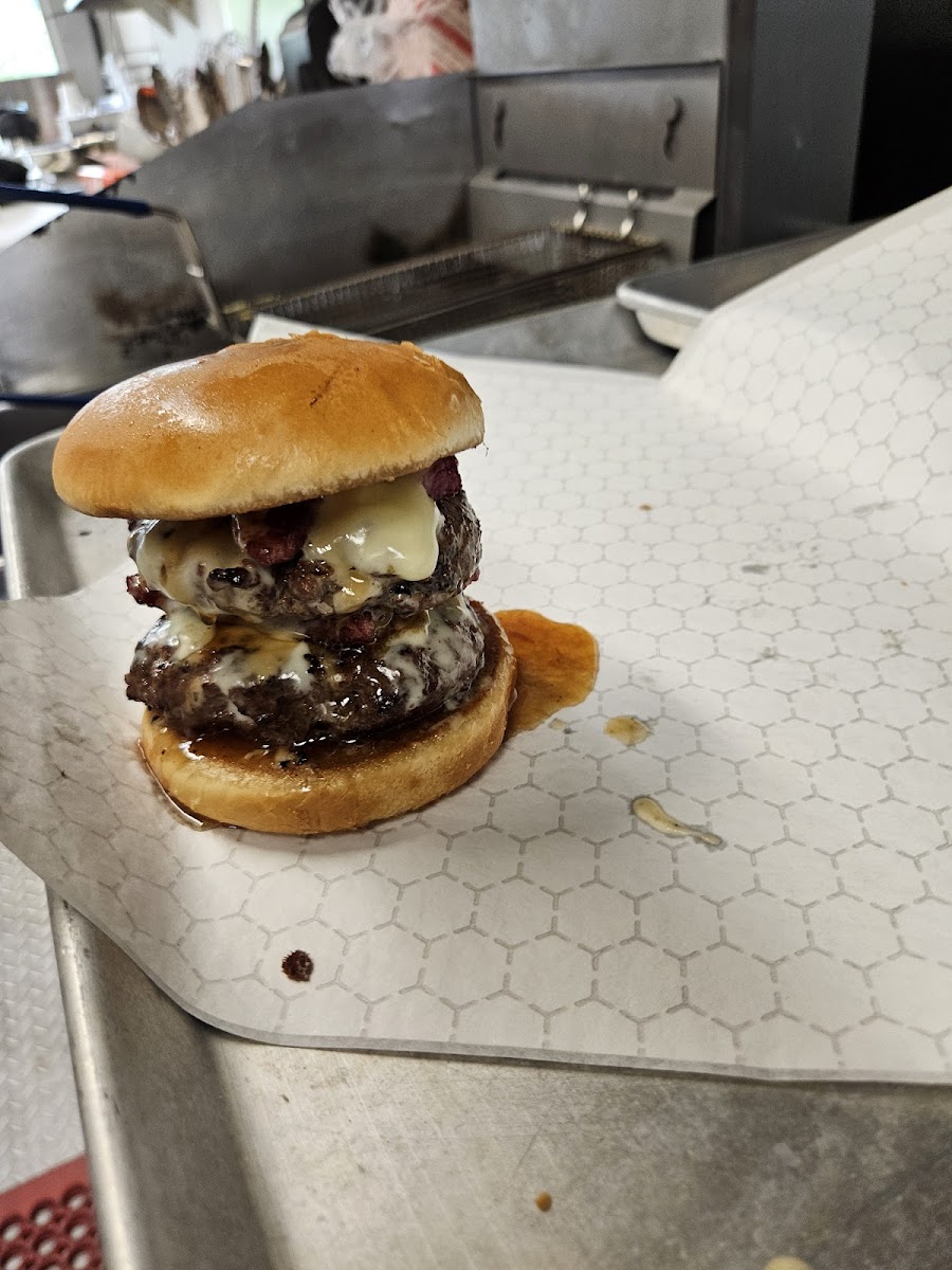 Bomb burgers