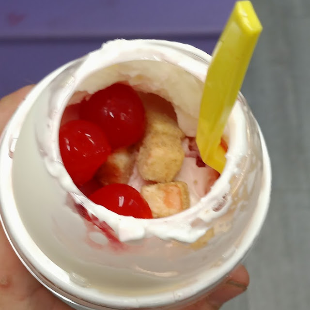 Brain Blaster Cherry Cheesecake Bites
