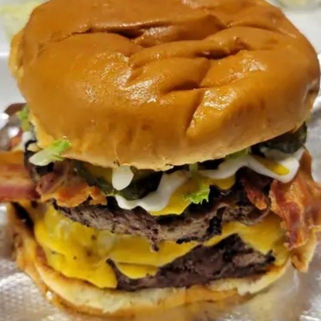 Ultimate Double Cheeseburger