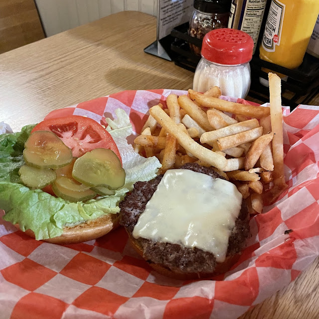 Kids Cheeseburger with Fries