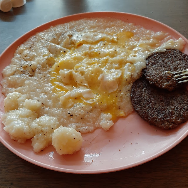 Grits Eggs Sausage