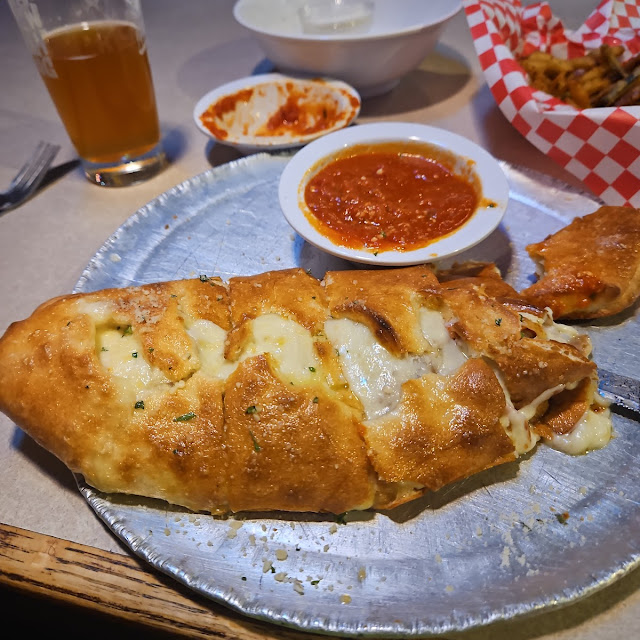 Joe's Stromboli
