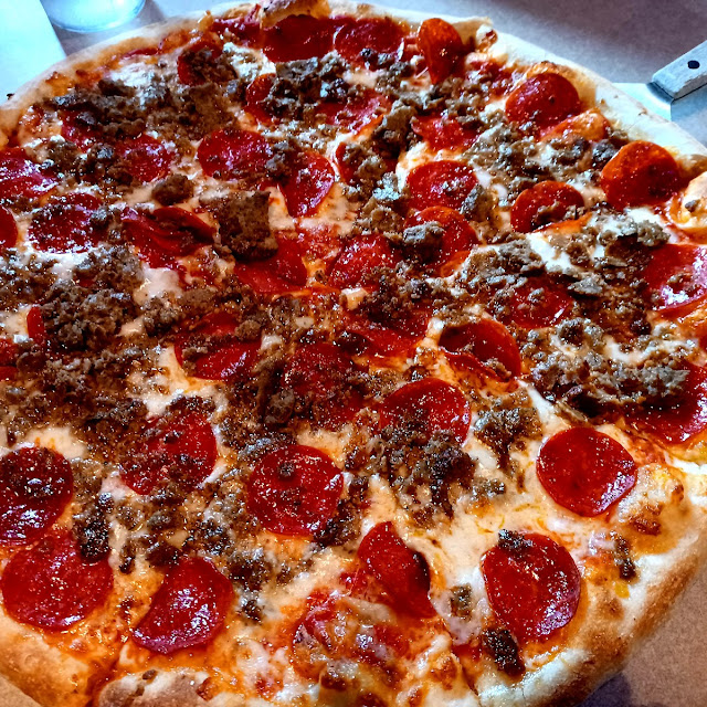 Pepperoni and Ground Beef 16 Pizza