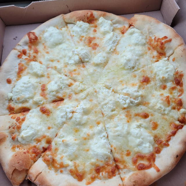 14 White Pizza