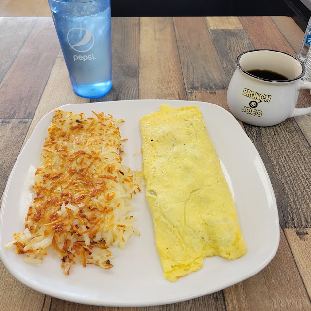 Brunch Joes Omlette