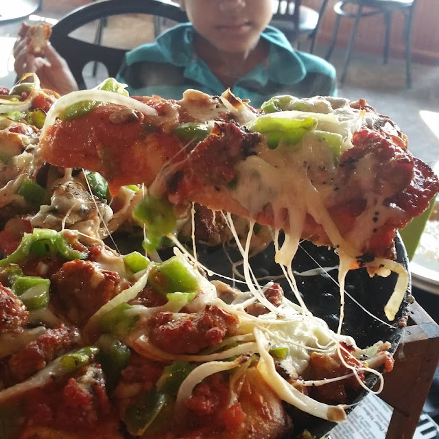 The Classic Pizza