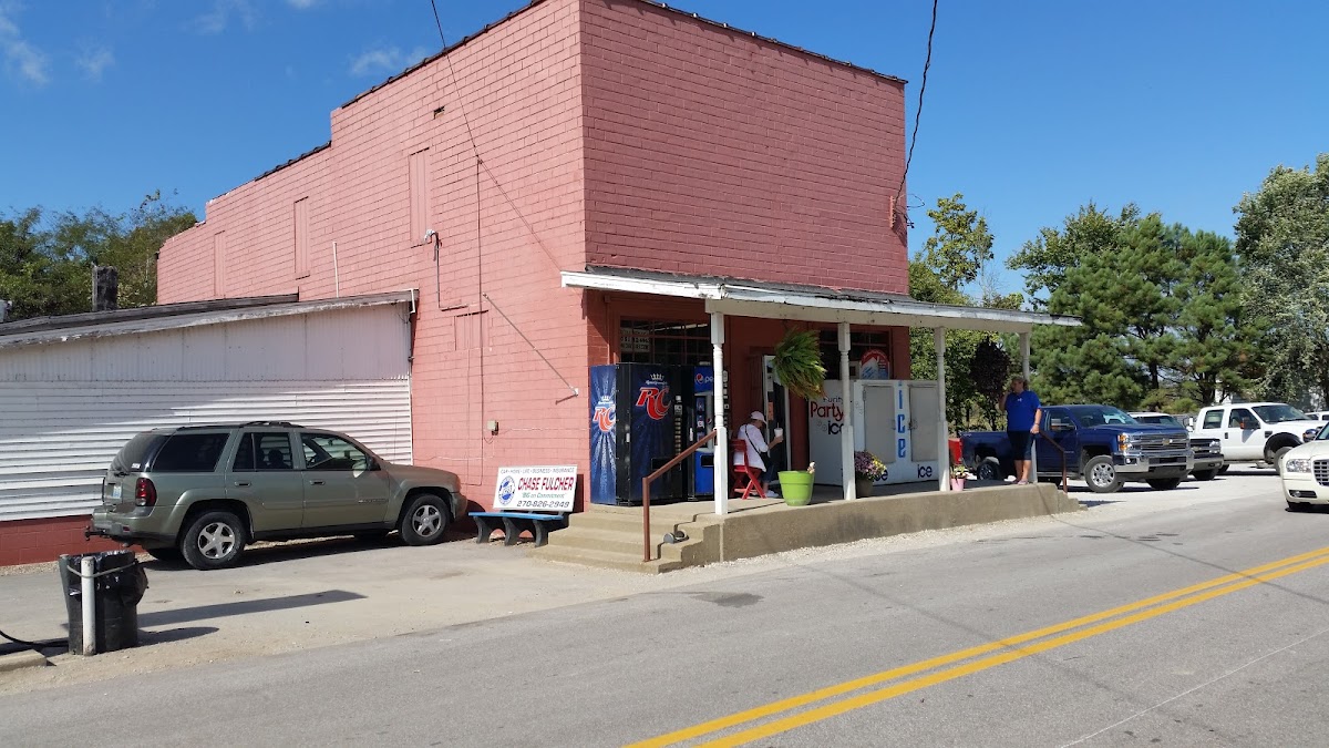 Cagey's General Store