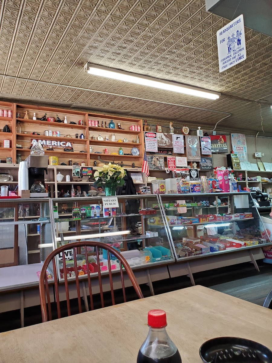 Cagey's General Store