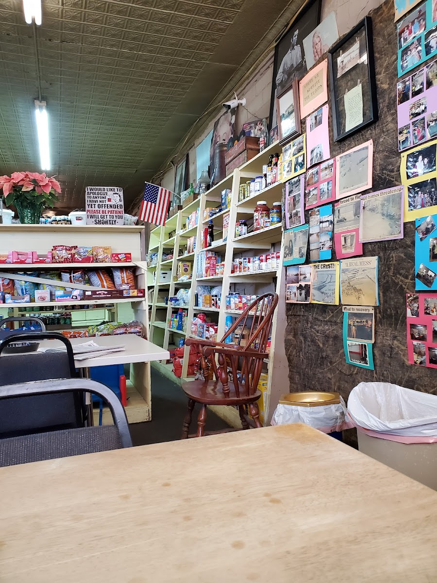 Cagey's General Store