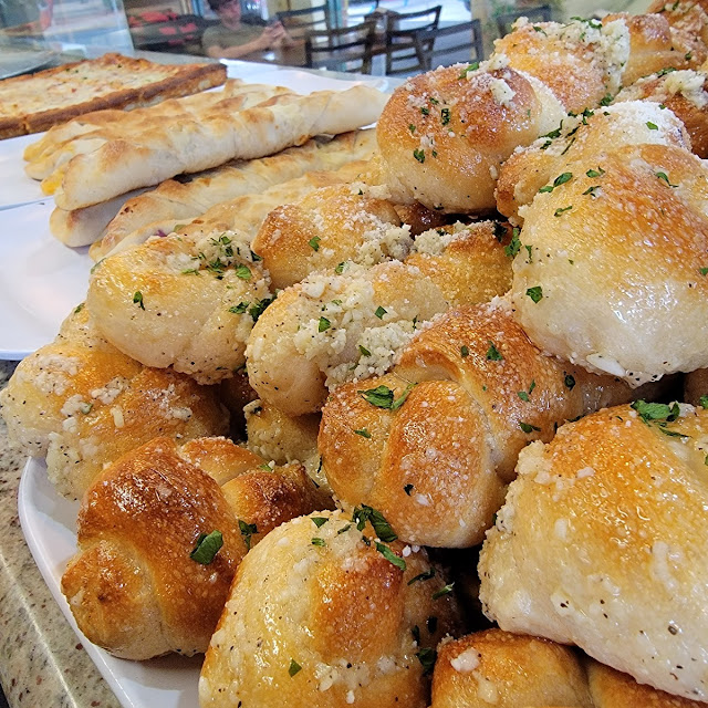 Garlic Knots