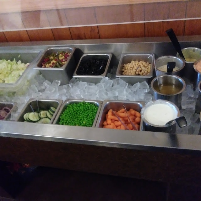 Soup & Salad Bar