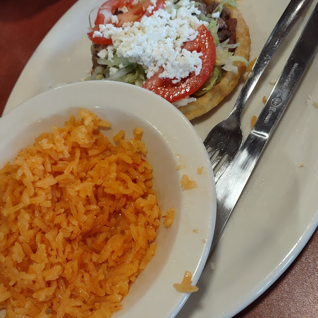 Sope De Bistec Y Arroz
