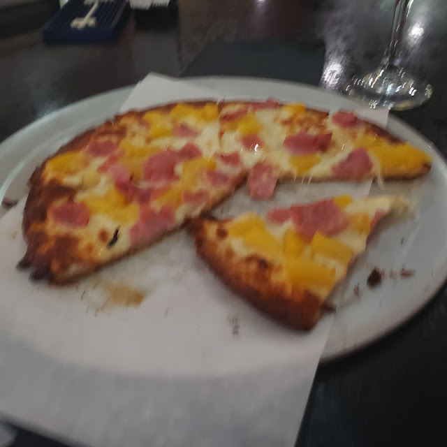Cauliflower Crusted Hawaiian Pizza