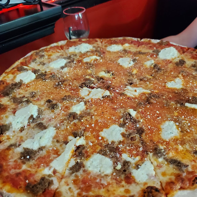 Meatball Ricotta Pizza