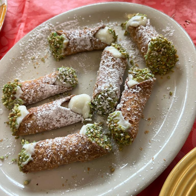 Cannoli